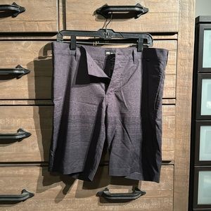 Travis Mathew Grey/Black gradient shorts size 33